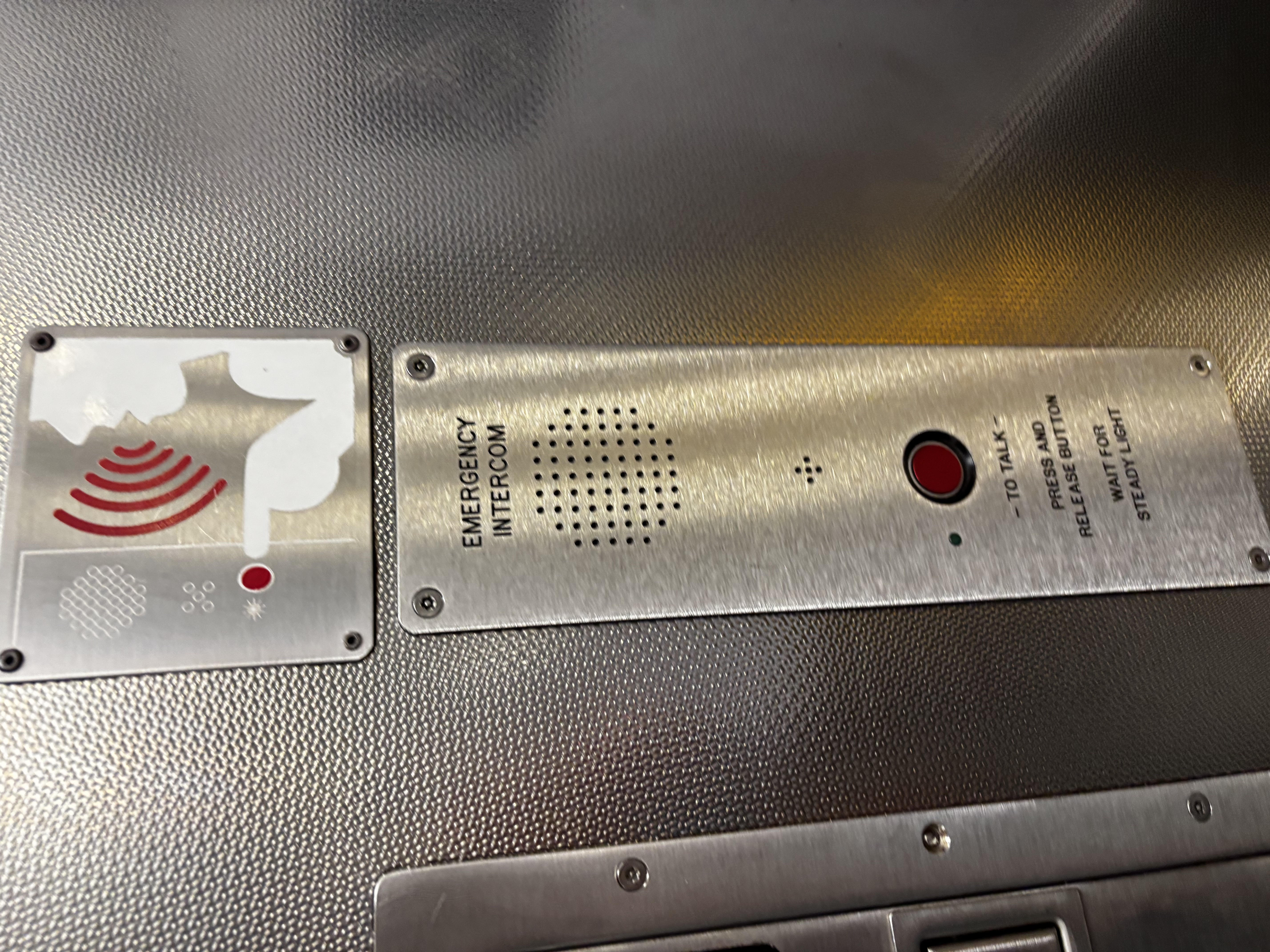 Button Subway