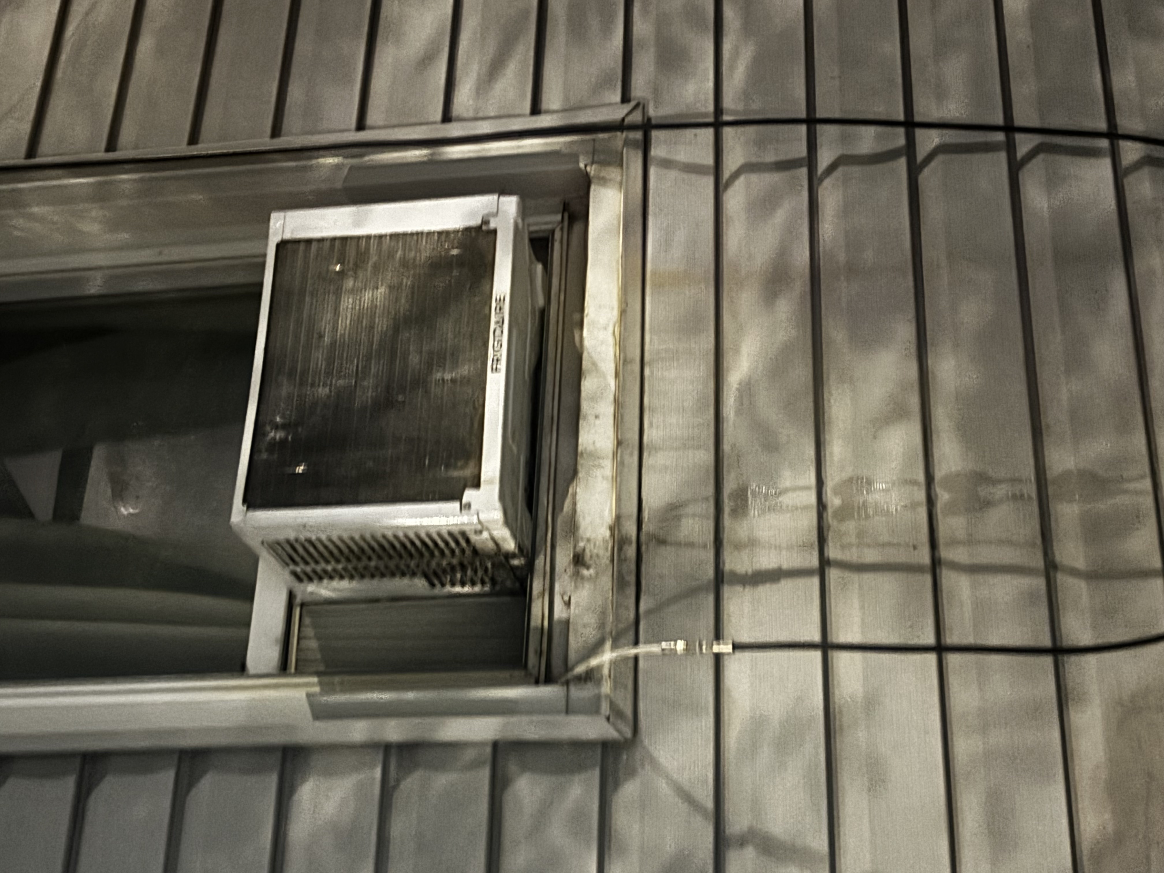 AC (Temperature)